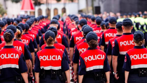 Rama ngushëllon për policin e vrarë, kërkon ndëshkim maksimal për dorasin