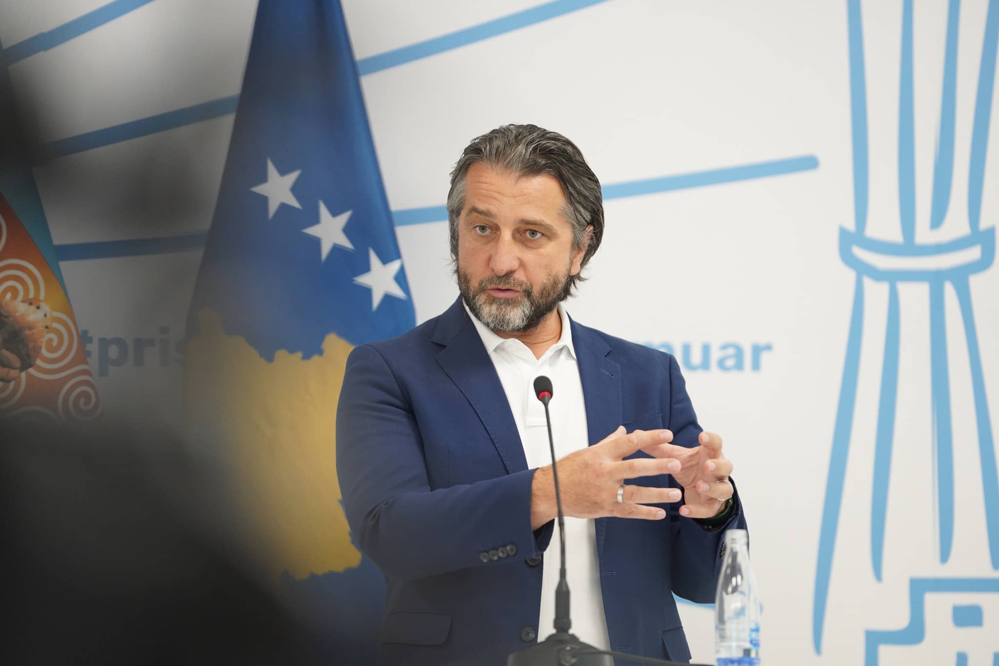 “Interesant!”, Përparim Rama: Krejt makineria propaganduese e LVV-së qenka qu n’aksion kundër meje ditën e Kuvendit të LDK-së