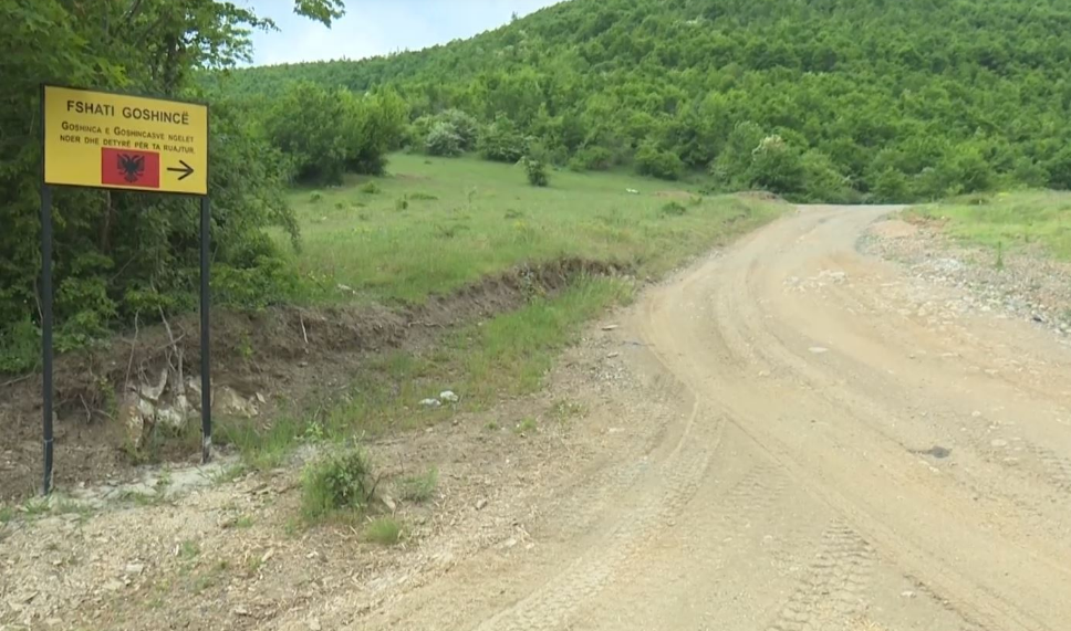 Boş sokaklar, boş evler! Goshincë köyünde sadece 15 ev