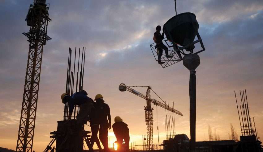 lendohet-rende-nje-punetor-ne-gjilan-u-rrezua-nga-nje-lartesi-gjate-punes