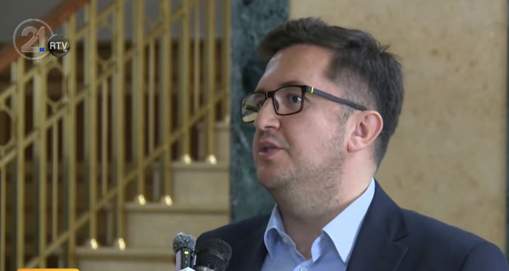 takimi-kurti-abdixhiku-mustafa-thote-se-kryeministri-nuk-po-don-me-gjete-zgjidhje-per-president