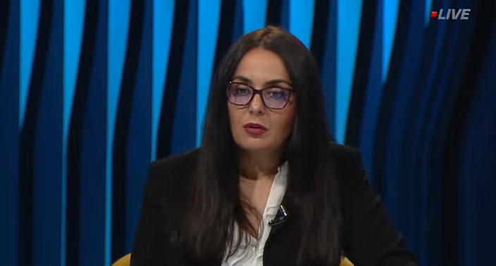 lushaku-nagavcit-a-deshet-emra-emrin-e-keni-kallxoni-a-i-keni-66-vota