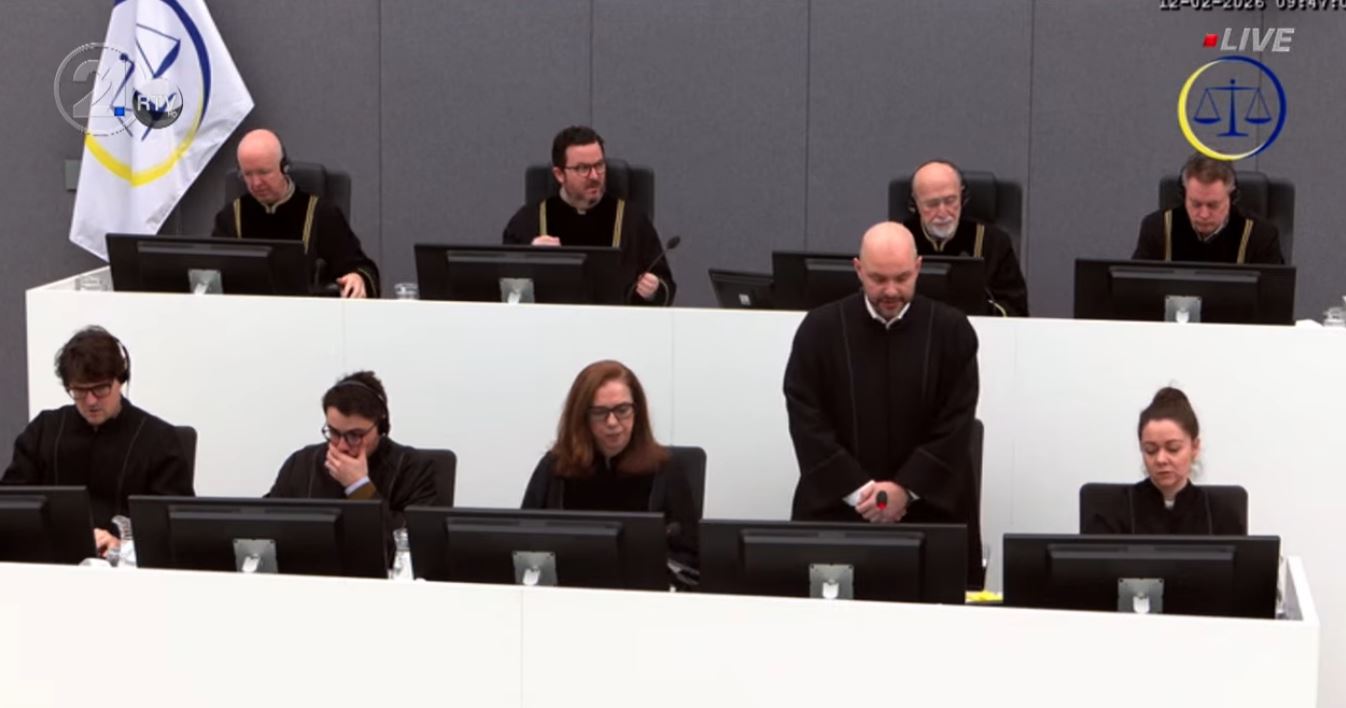 🔴LIVE  Deklaratat përmbyllëse e mbrojtjes së Kadri Veselit