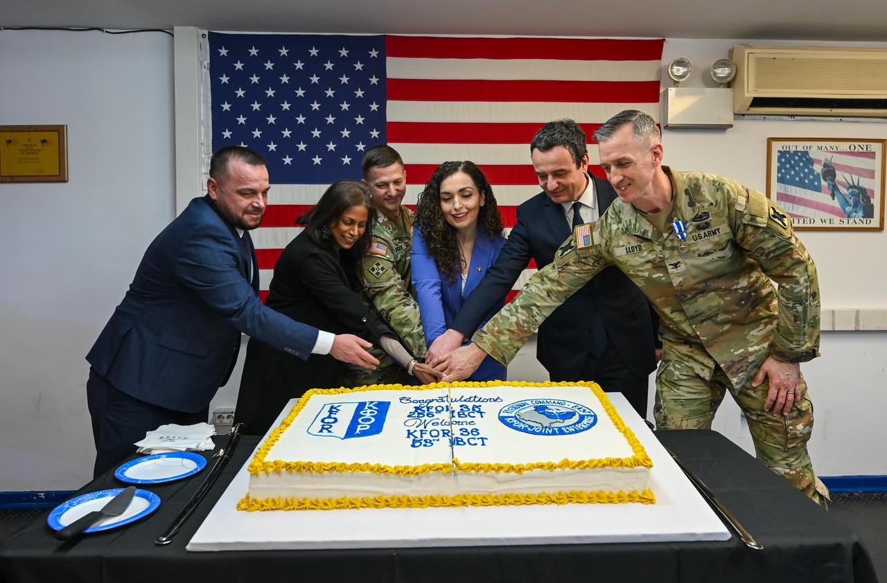  Prania e trupave amerikane garanton stabilitet   Presidenca njofton për ceremoninë në Bondsteel ku ishin Osmani e Kurti