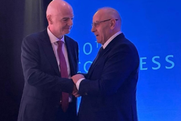 Ademi takon presidentin e FIFA s  Gianni Infantino