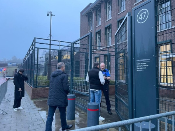 bashkatdhetaret-shkojne-ne-speciale-per-te-ndjekur-deklaraten-permbyllese-te-mbrojtjes-se-thacit