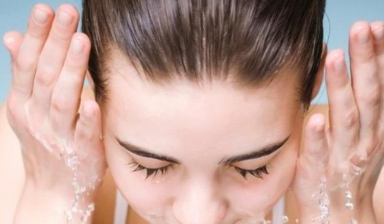 Nga uji i nxehtë te letrat e lagura  gabimet që duhet t i shmangni për fytyrën