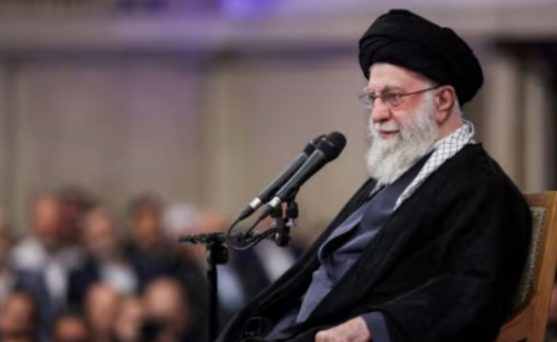 Festë në Iran pas vrasjes së ajatollah Ali Khameneit