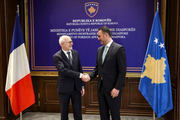 konjufca-takon-ambasadorin-guerot-diskutohet-forcimi-i-marredhenieve-dypaleshe