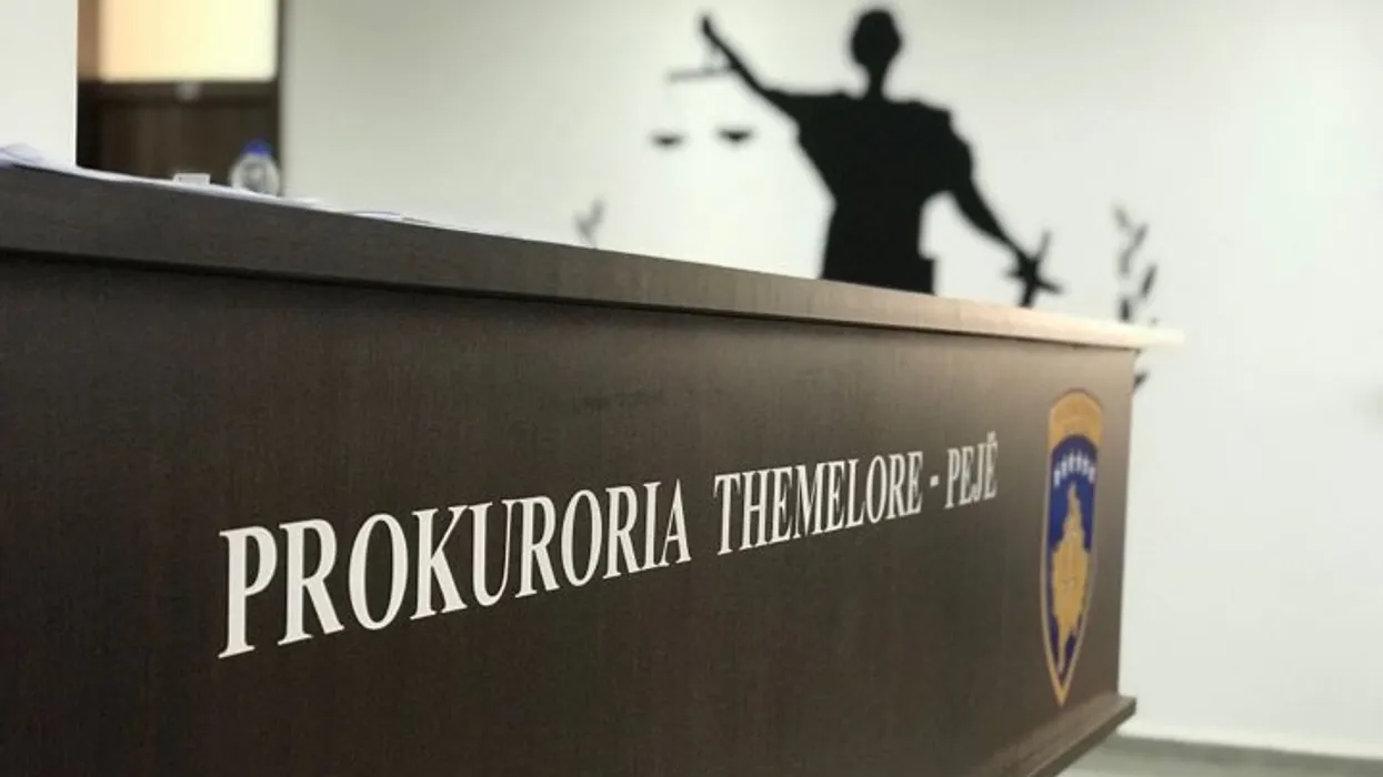 Ndalohen për 48 orë 7 komisionerë nga Klina