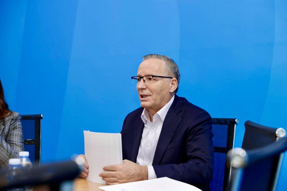 hamza-heqja-e-masave-eshte-vendim-i-vonuar-qytetaret-s-do-te-duhej-te-ndeshkoheshin-shkaku-i-papergjegjesise-se-qeverise