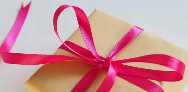 dhurata-ne-moment-te-fundit-ja-cfare-te-blesh-per-7-dhe-8-marsin