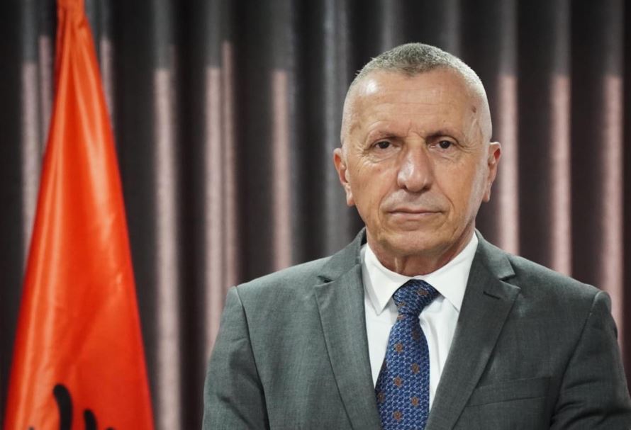 stervitjet-e-serbise-prane-kufirit-me-kosoven-reagon-kamberi