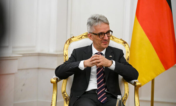 Ambasadori gjerman  Dialogu kyç për stabilitet dhe perspektivë evropiane