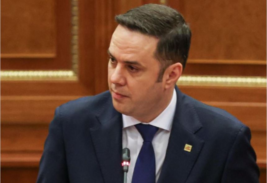 abdixhiku-paralajmeron-nisjen-e-bashkimit-qytetar-projekti-tejkalon-hidherimet-ambiciet-e-dallimet-e-vogla