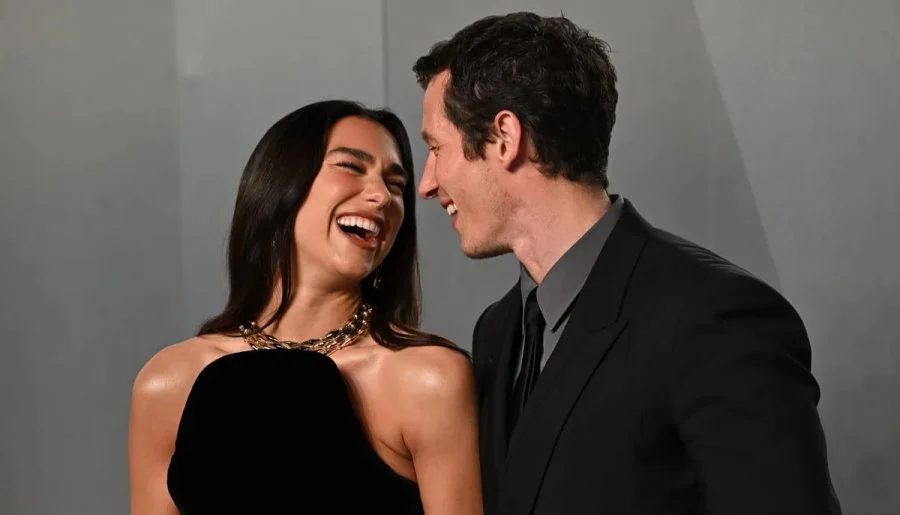 dua-lipa-dhe-callum-turner-po-planifikojne-dasme-intime