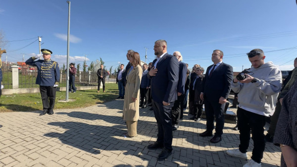 Haxhiu në 27 vjetorin e mas krës së Rezallës  Do të angazhohemi për drejtësi