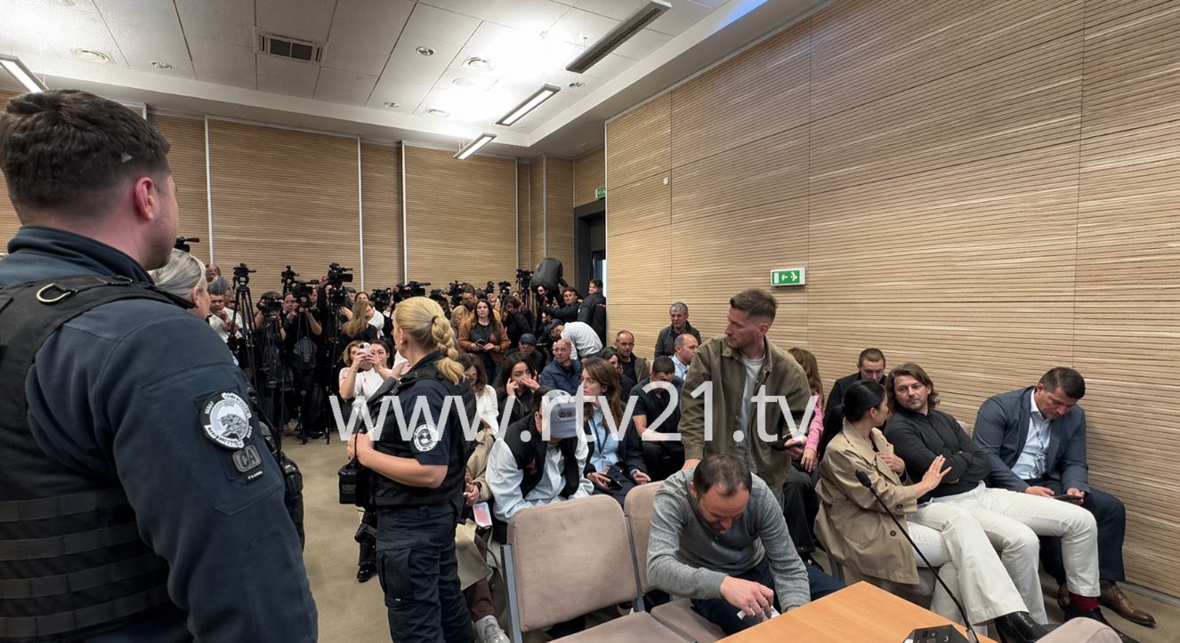 Spasojeviq dhe Tolliq dënohen me burgim të përjetshëm  Makismoviq me 30 vjet