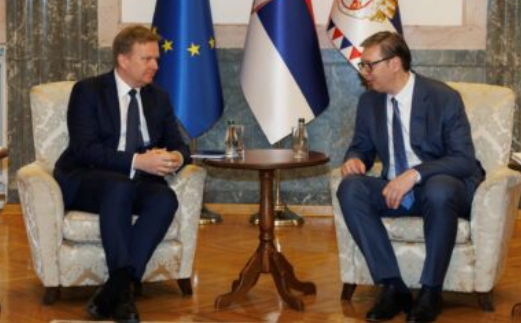 Dialogu dhe Ligji për të huajt i Kosovës e çojnë në Beograd Petersenin