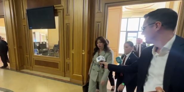 Haxhiu nuk e përjashton mundësinë që sot të ketë seancë për presidentin