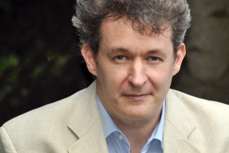 Martens ndan detaje nga intervista me Thaçin  4 muaj pasi i çova 12 pyetje  Haga më njoftoi se i kanë aprovuar përgjigjet e Thaçit