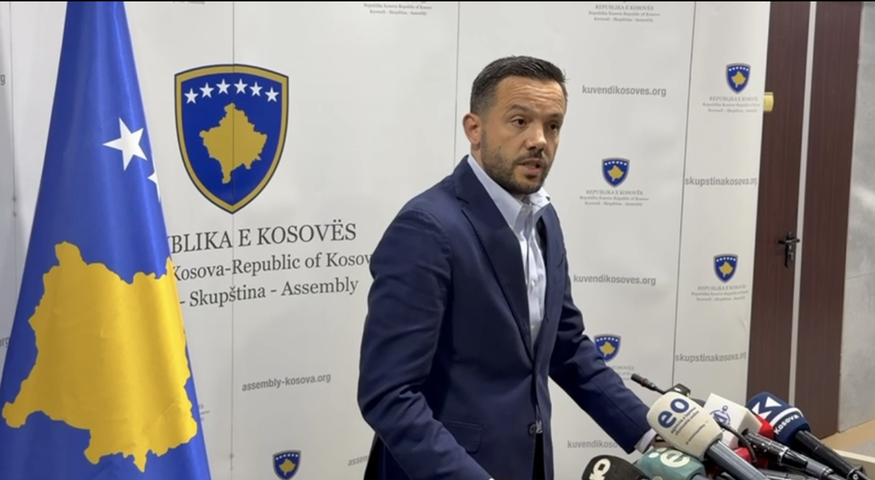 PDK paralajmëron protesta  Republika po përballet me sfidën më të madhe që nga pavarësia