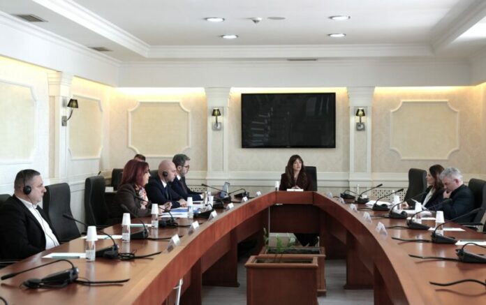 Caktohen tri seanca të Kuvendit të Kosovës  njëra të enjten dhe dy të tjera të premten