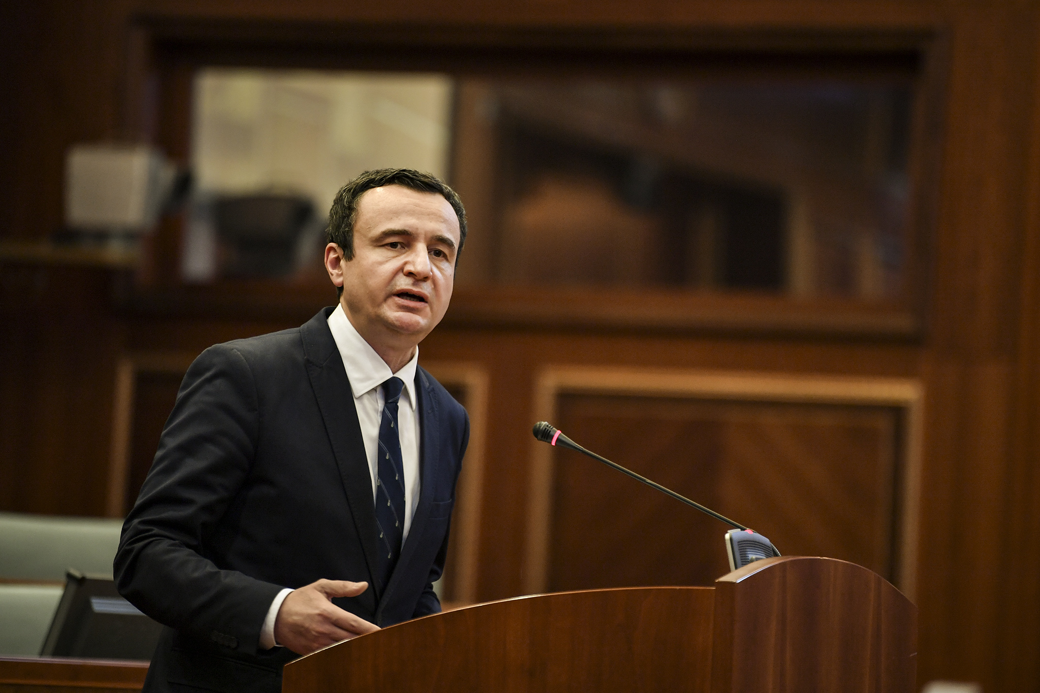 Kurti për ofertën ndaj PDK së dhe LDK së  Na i sillni tre kandidatë dhe LVV tërhiqet