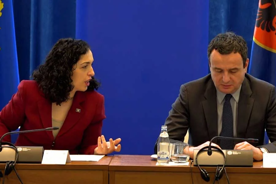  Përplasja Osmani  Kurti  do të shpërfaq keqqeverisjen 