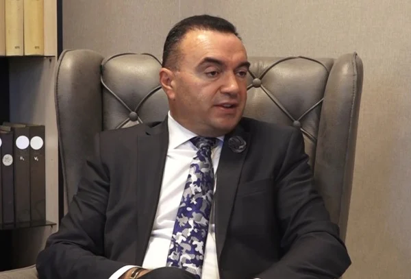 rafuna-ngerci-politik-rrezikon-ekonomine-dhe-fondet-e-be-se-per-kosoven