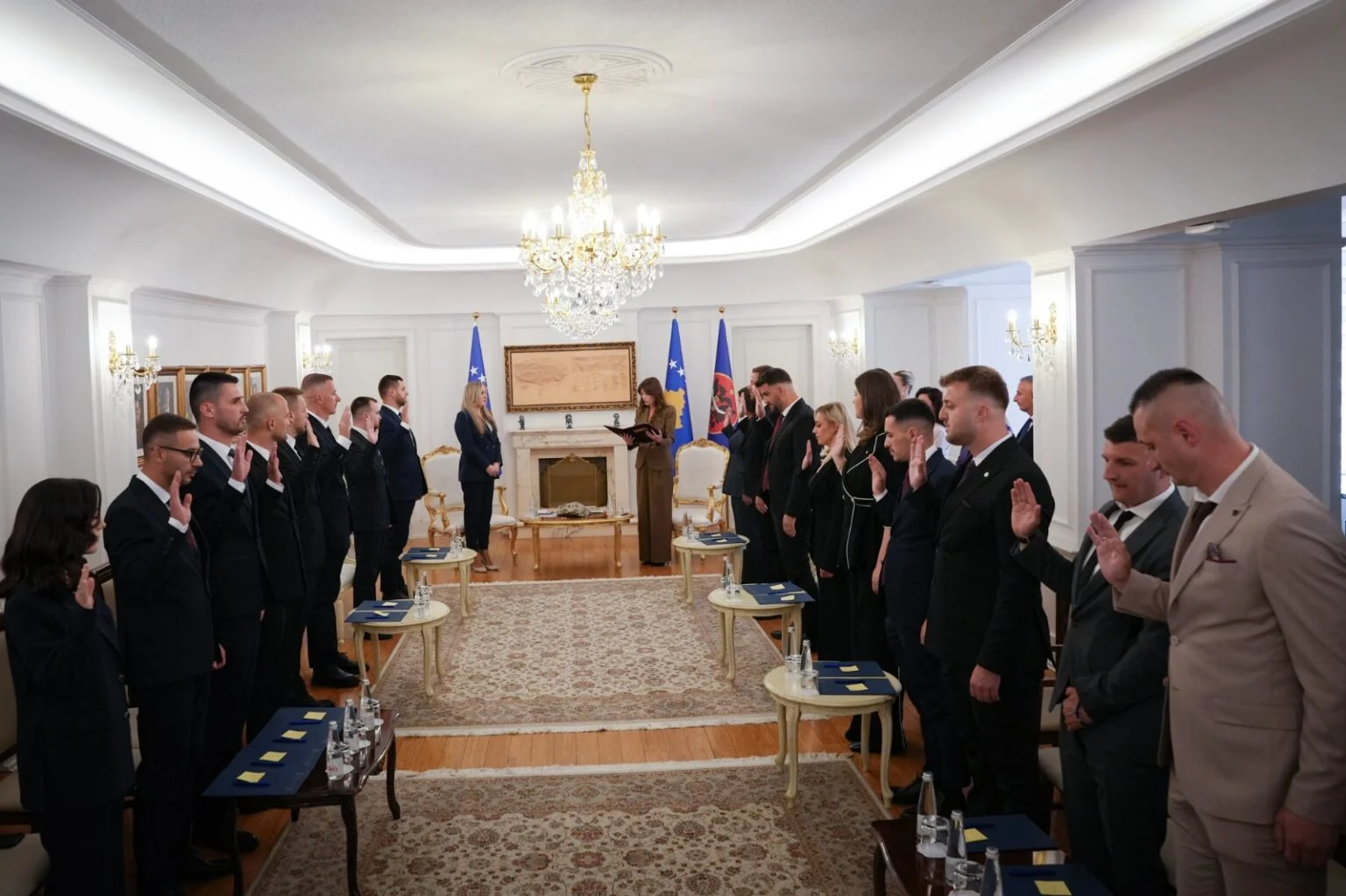 Haxhiu dekreton 17 gjyqtarë  Të jeni të pavarur nga çdo ndikim politik e financiar