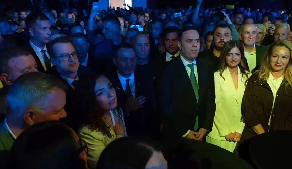  Tubimi i bashkimit   Abdixhiku dhe Osmani priten me brohoritje