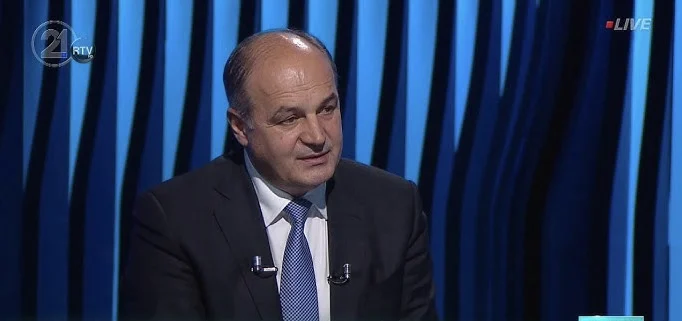 Hoxhaj  PDK e vetmja opozitë reale  partitë tjera janë bërë  staf i Kurtit 