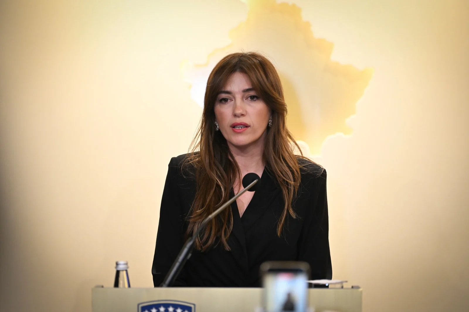 Haxhiu thirrje ndërkombëtarëve  Trajtoni me prioritet shkeljen e të drejtave të shqiptarëve në Luginë