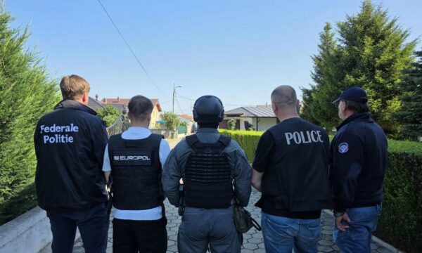 Operacioni “White Star”, Europol: Është sekuestruar pasuri rreth 80 milionë eurosh, rreth 40 persona janë nën hetime