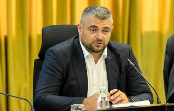 Poezia e të miturës në tubimin e LVV së  Hoti  Nuk konsideroj se ka pasur shkelje
