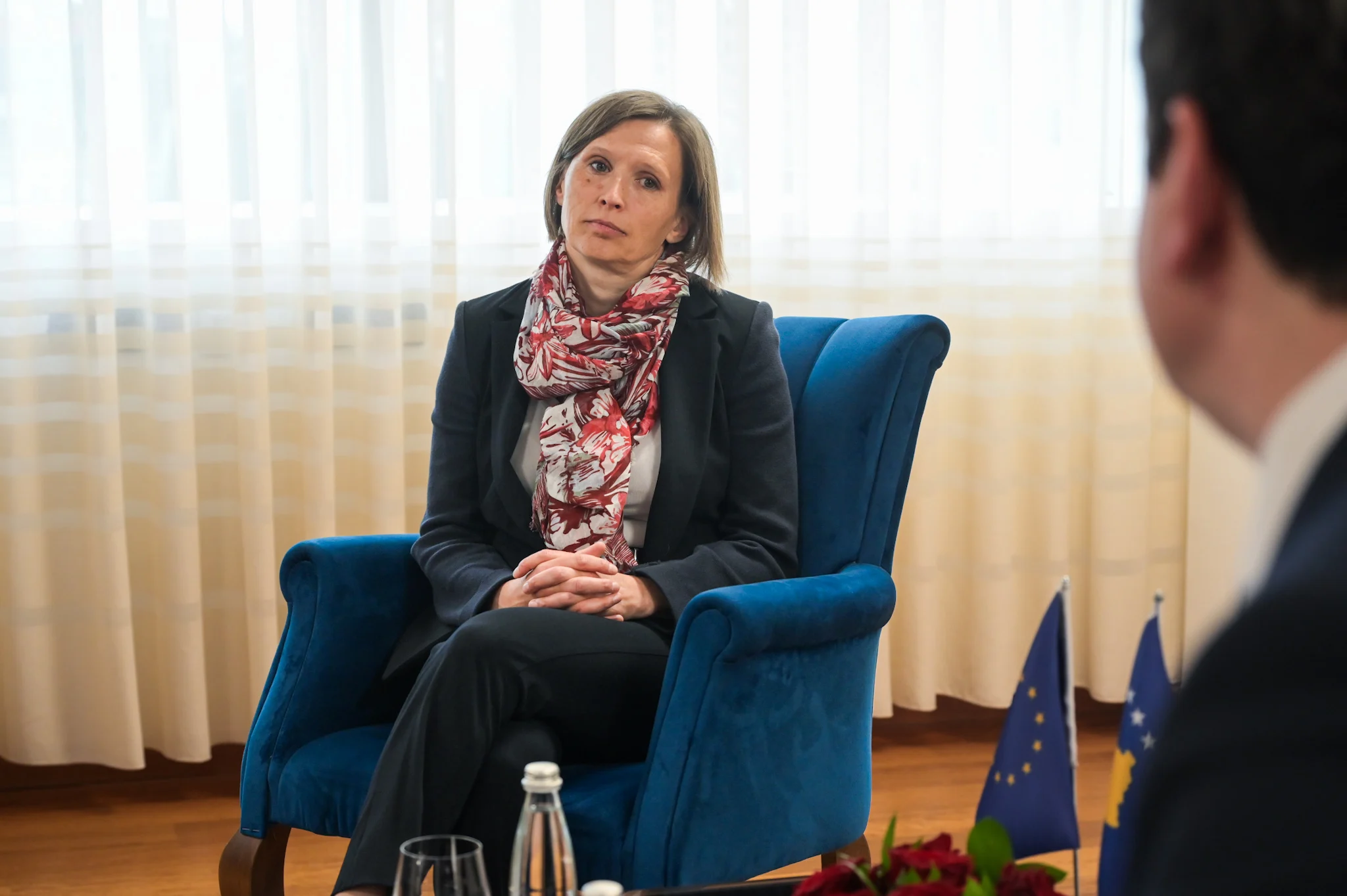 palatova-e-zyres-se-be-urime-kurtit-per-fitoren-koha-per-kompromis-dhe-institucione-stabile