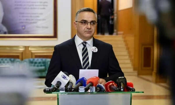 tahiri-s-duam-asnje-pozite-per-vete-vetem-6-kerkesa-strategjike