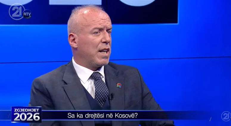 Qorolli  Vetting u po mbetet peng për shkak të pamundësisë politike