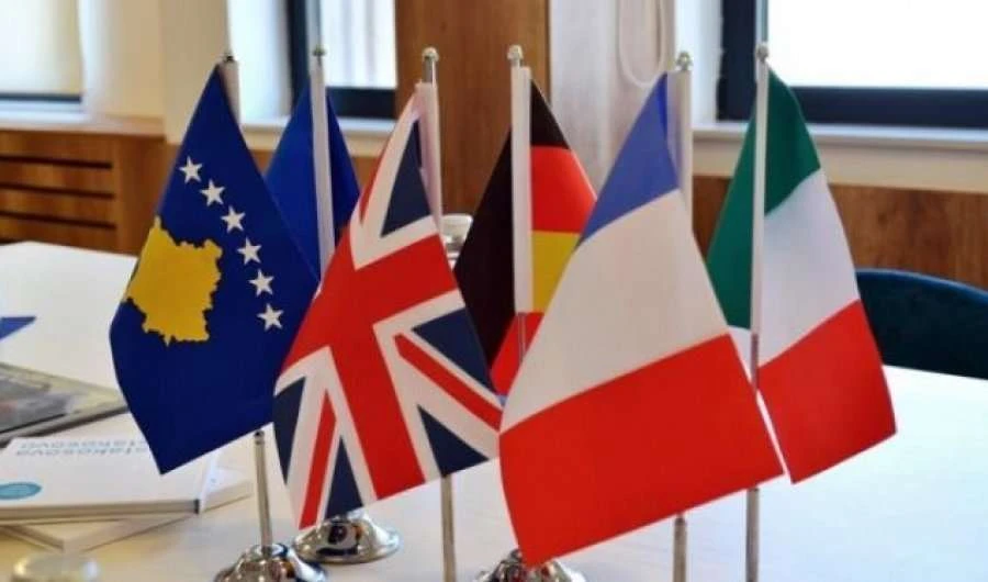 be-dhe-quint-kosova-te-mos-pengoje-perdorimin-e-simboleve-dhe-flamujve-kombetar-te-komuniteteve