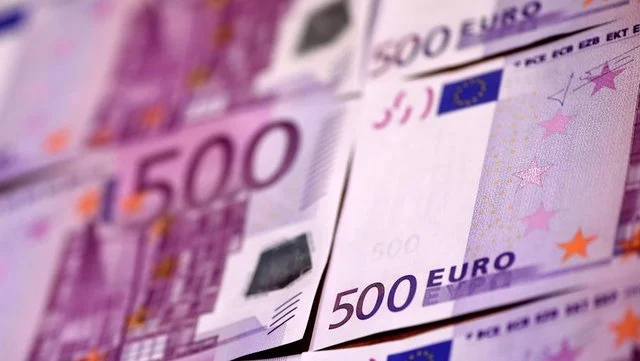 Paga minimale 500 euro  Kush fiton  kush humb 