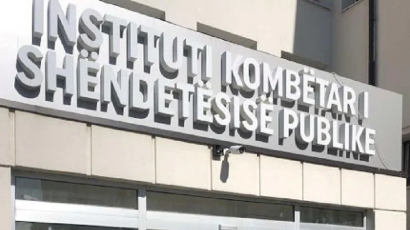 Instituti i Shëndetit Publik del me rekomandime për qytetarët se si të shmangin helmimin nga ushqimi gjatë verës