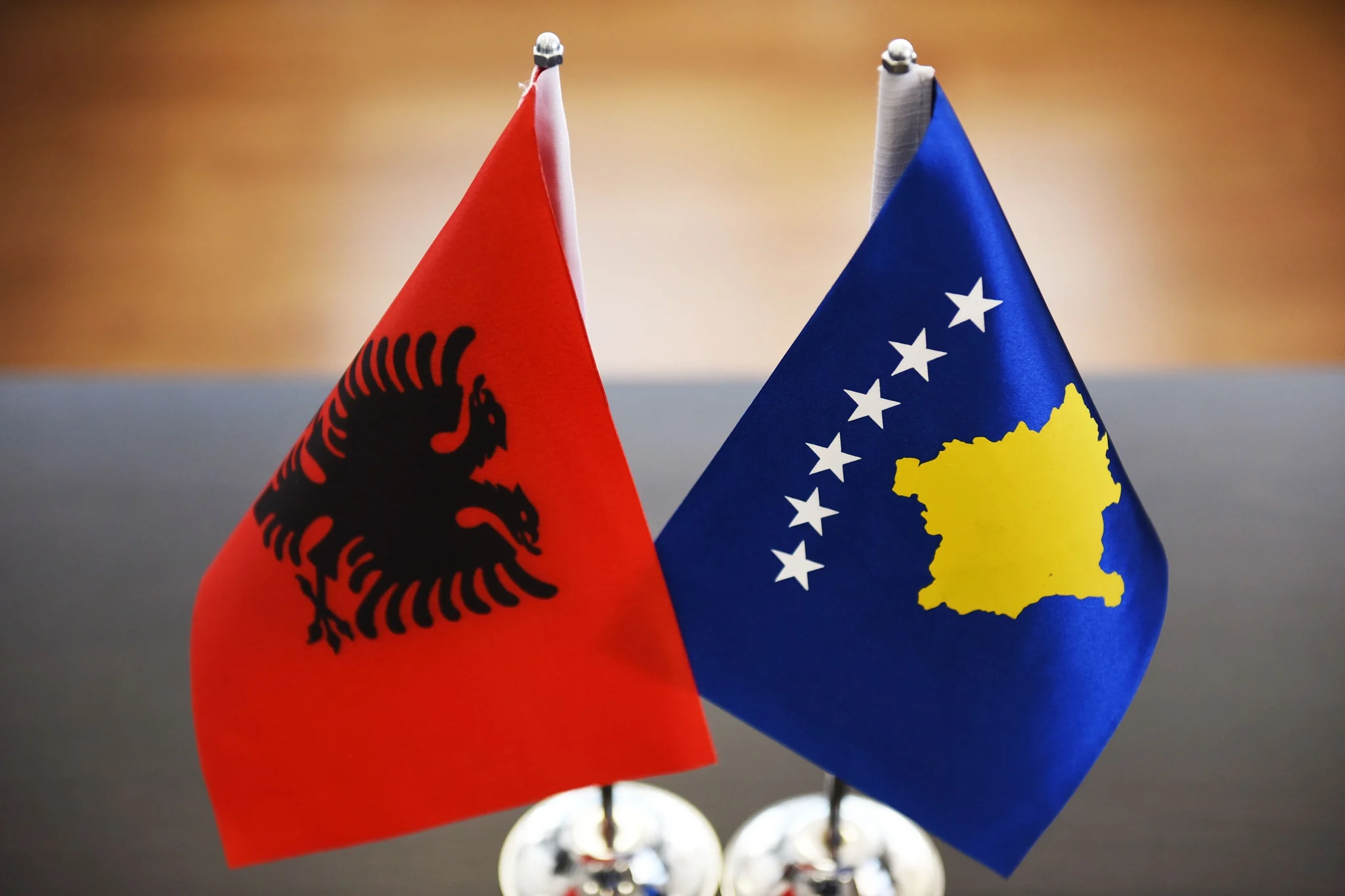 Shqipëria dhe Mali i Zi me hapa gjigant drejt BE së  Kosova spektatore 
